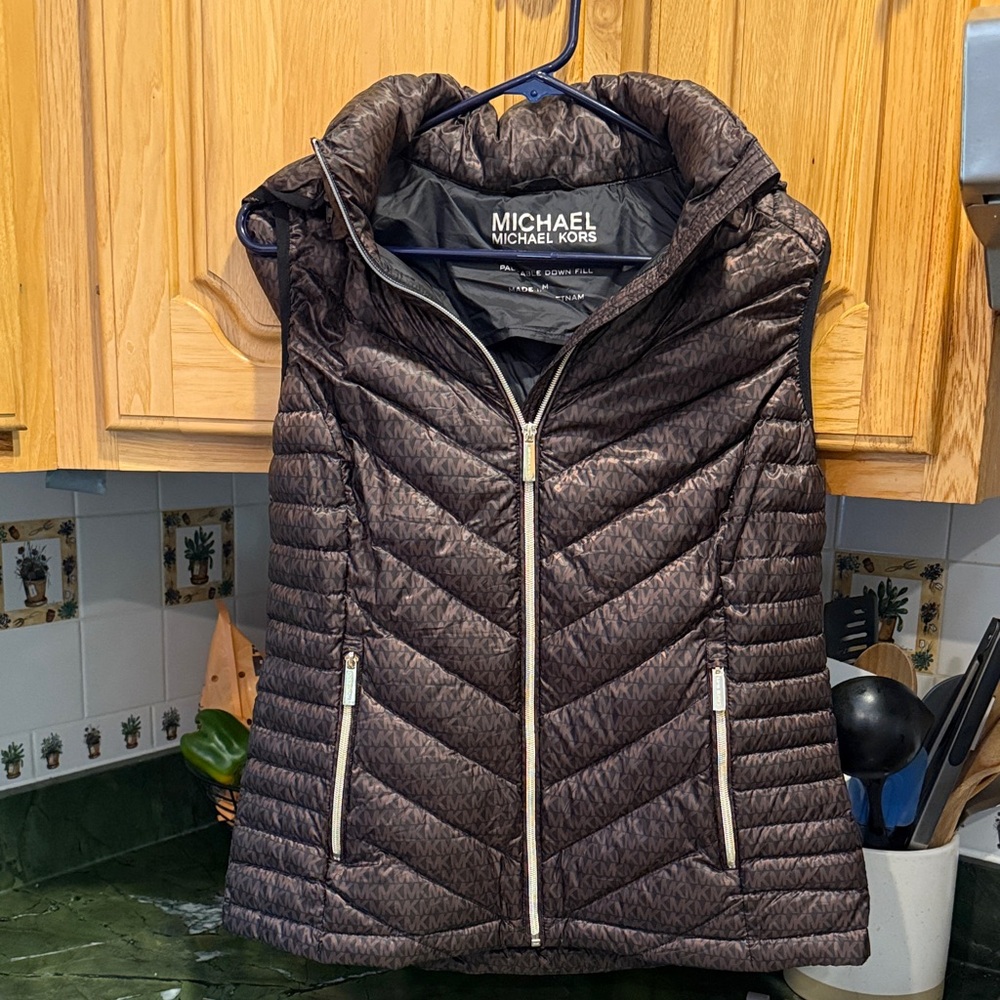 Michael Kors Women's Dark Quilted Vest with Matching Hat